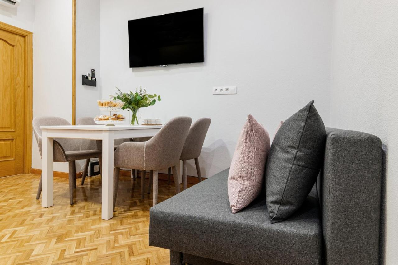 Appartement Centrico Con 3 Banos En Puerta Del Sol Y Atocha Madrid