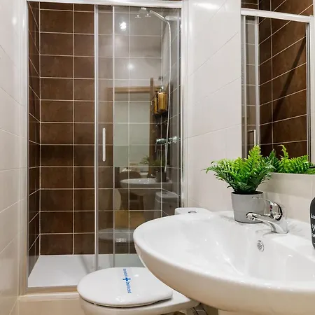 Centrico Apartamento Con 3 Banos En Puerta Del Sol Y Atocha Madrid Esterno foto