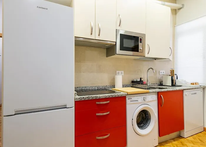 Centrico Apartamento Con 3 Banos En Puerta Del Sol Y Atocha
