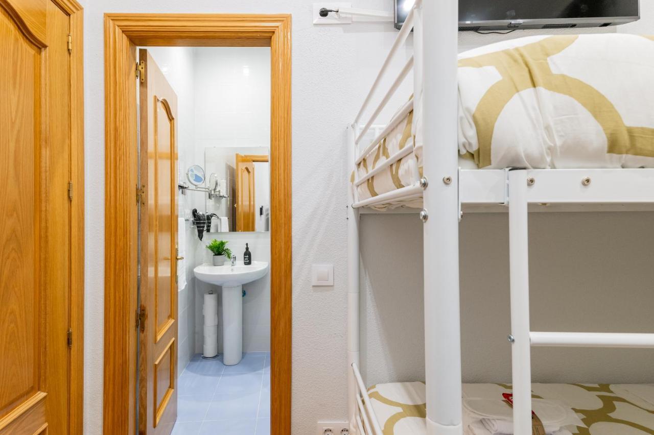 Centrico Con 3 Banos En Puerta Del Sol Y Atocha Apartment *